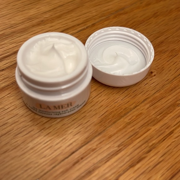 La mer cream sample size - Picture 3 of 4